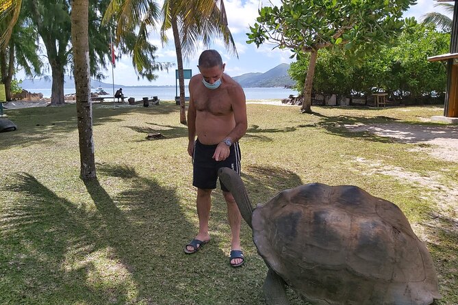 Private Seychelles Islands Tour by Boat with snacks & drinks - Starting at Anse La Blague at 9:30 a.m.