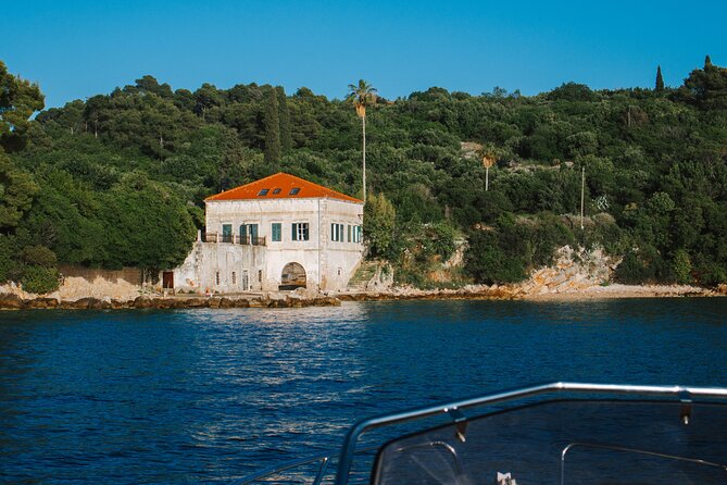 Private Speedboat Tour over Elaphiti Islands and Hidden Caves - Sipan and the Village of Sudurad