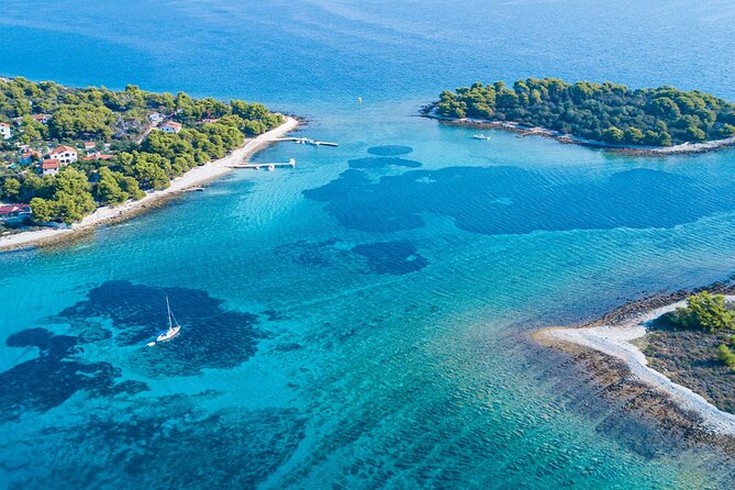 Private speedboat tour to Blue Lagoon and 3 Islands - Coffee, lunch, and village time