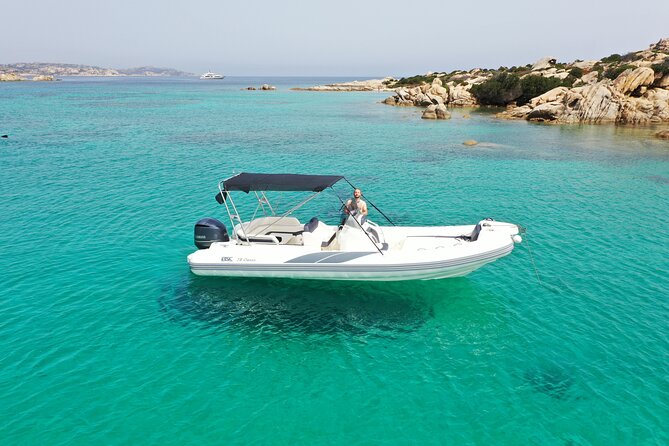 Private tour, archipelago of La Maddalena - Santa Maria gives you the longest beach break