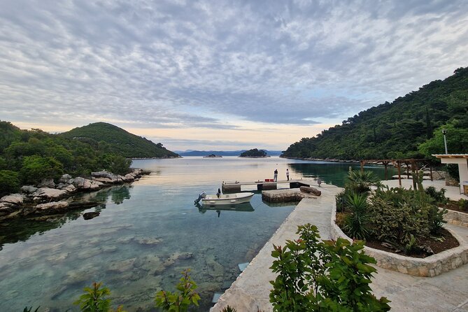 Private tour to the Elafiti with Barracuda 545 - half day 4h - Lopud, island meals, and small village life