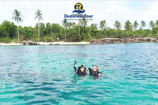 RED RIVER TOUR (Private tour): 4 ISLANDS TOUR BY SPEEDBOAT - Bom Island and the final swim