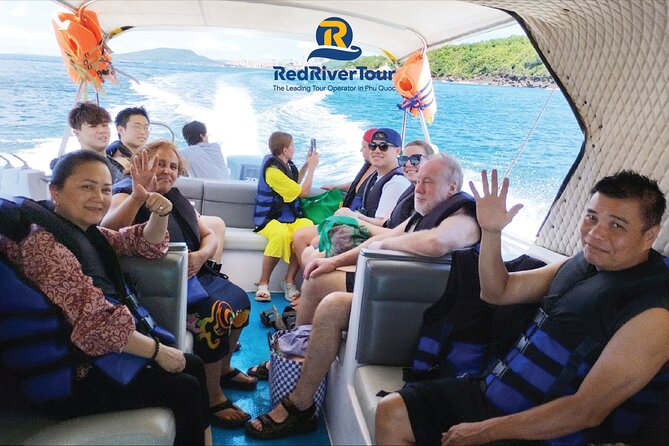 RED RIVER TOUR (Share tour): 4 ISLANDS TOUR BY SPEEBOAT - Lunch, Water, and the Comfort Details