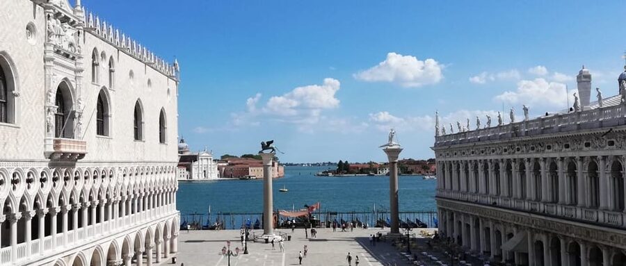 Rome: Venice Day Trip with Islands Cruise and City Walk - Is a Rome to Venice day trip worth the long ride?