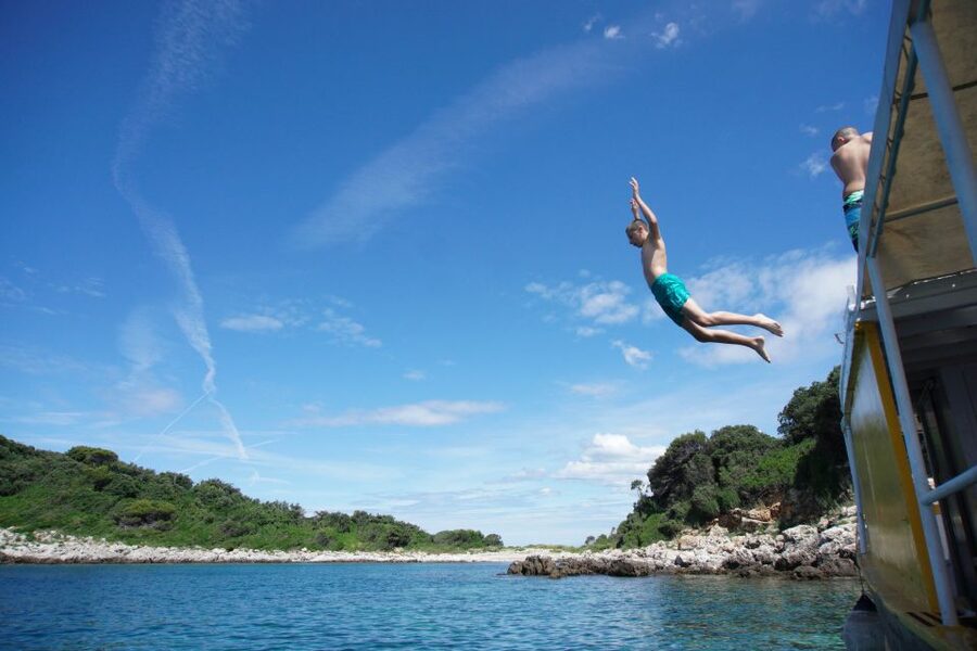 Rovinj Islands Boat Tour with Swimming - Sv. Ivan and its lighthouse