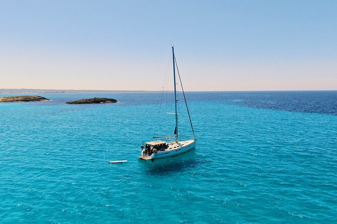 Sailing Cruise in Maddalena Archipelago from Maddalena - Why the sailing pace matters