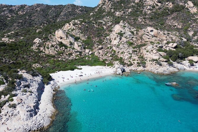 Sailing La Maddalena Archipelago with a USCG licensed captain. - Key things to know before sailing