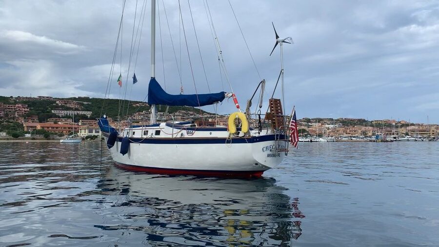 Sailing Maddalena Archipelago with a USCG licensed captain - Key points at a glance