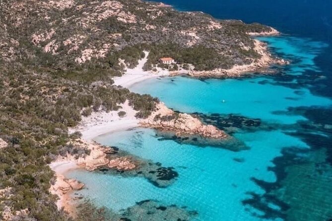 Sailing tour in the Archipelago of La Maddalena - Santa Maria offers a shorter, quieter water stop
