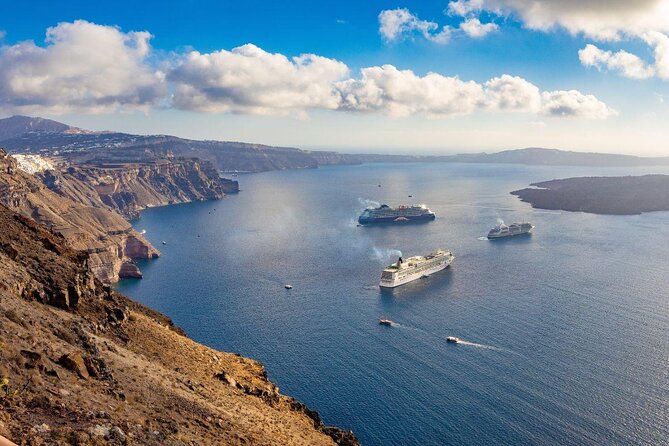 Santorini Volcanic Islands Cruise: Volcano, Hot Springs and Thirassia - Key points before you book