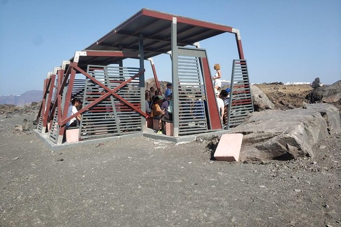 Santorini Volcanic Islands Cruise: Volcano, Hot Springs and Thirassia - Who will enjoy this day most