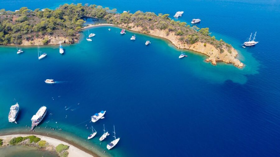 Sarigerme: 12 Islands Boat Trip with Lunch and Transfer - A full day around Göcek Gulf
