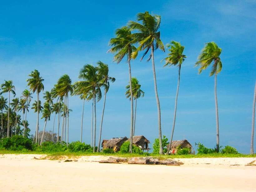 Semporna: Bohey 3 Islands Hike, Snorkel/Dive Tour with Lunch - Who should book this Semporna day trip?