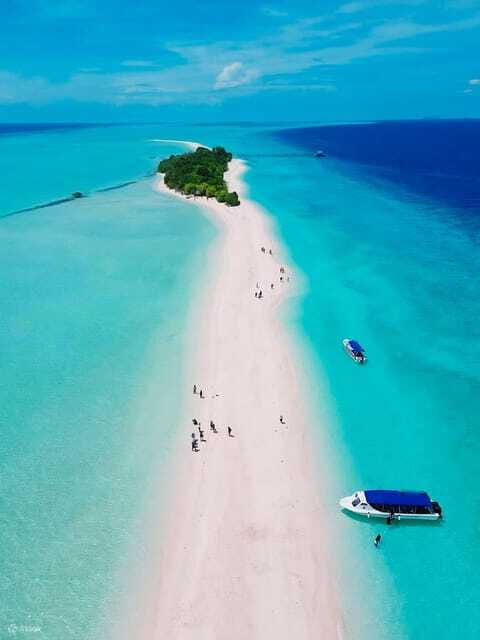 Semporna: Explore 3 Islands Tour Snorkel or Dive & Lunch - Lunch on a quiet island stop