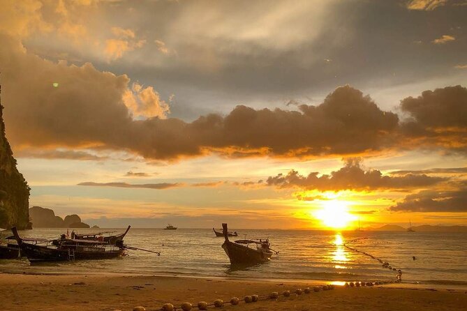Seven Islands Sunset Tour Krabi with Dinner - Tup Island and the main snorkeling session