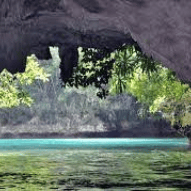 Siargao:Sohoton Island Hopping Tour with Jellyfish Sanctuary - Lunch and the break at Bravo Beach Resort