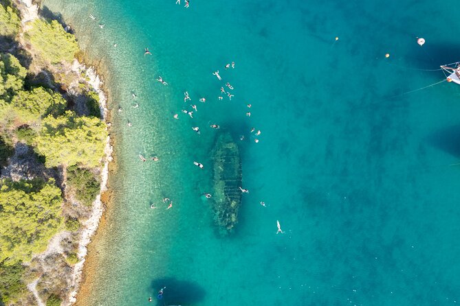 Slatine - Island Hopping Excursion (Trogir/Blue Lagoon/Shipwreck) - Trogir: Romanesque stone and a short guided walk