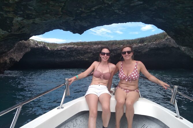 Snorkel & Playa nopalera • Small Group Tour • Punta Mita - Playa Nopalera and its caves