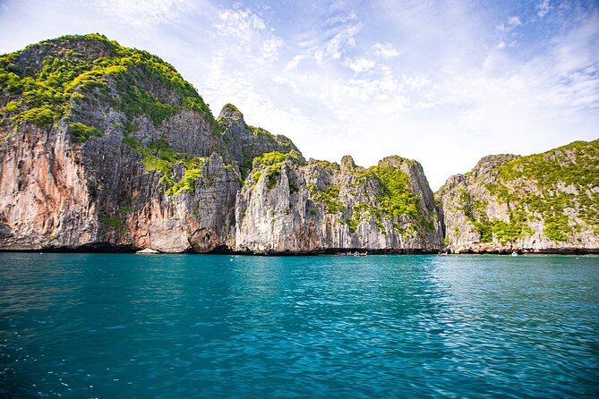 Snorkeling Phi Phi Islands Tour From Phi Phi by Speedboat - Bamboo Island provides the lunch break