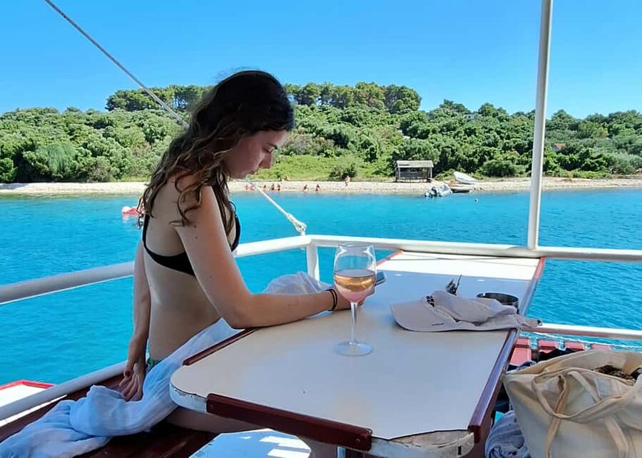 Split: 3 Island & Blue Lagoon Cruise with Lunch & Drinks - The Blue Lagoon and the best swim