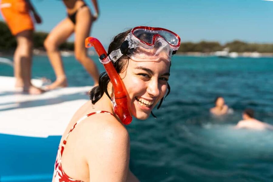 Split: Blue Lagoon and 3 Islands Speedboat Tour - Blue Lagoon: the main swimming stop