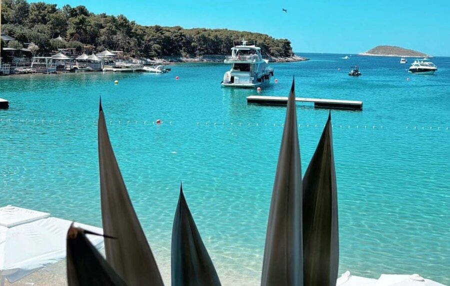 Split: Blue Lagoon, Hvar and 6 Islands Small Group Boat Tour - Why this boat trip works so well from Split