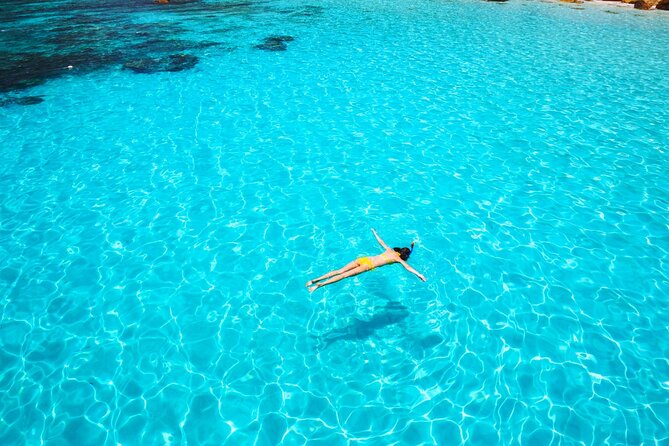 Split: Blue Lagoon, Hvar, Brač, 6 Islands Boat Tour - Small Group - Maslinica on Šolta: a slower island pause