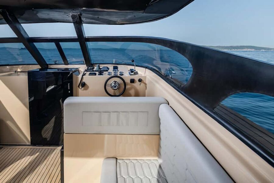 Split: Full-Day 4 Islands Tour by Luxury Boat - Šolta offers a quieter final stop