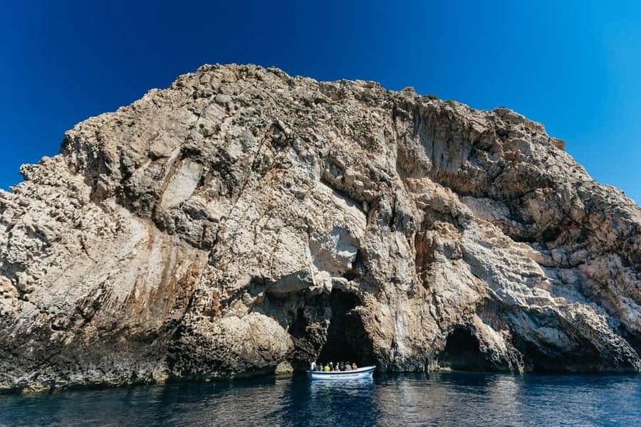 Split/Trogir: Blue Cave, Mamma Mia, Hvar and 5 Island Tour - Hvar: two and a half hours to choose your own plan