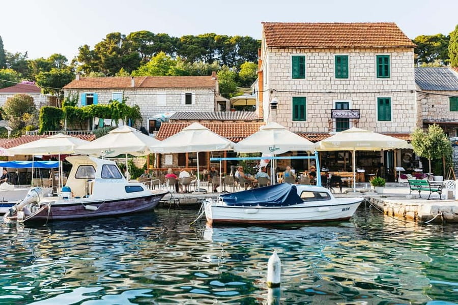 Split/Trogir: Blue lagoon and 3 islands speedboat tour - Why this five-hour boat trip works