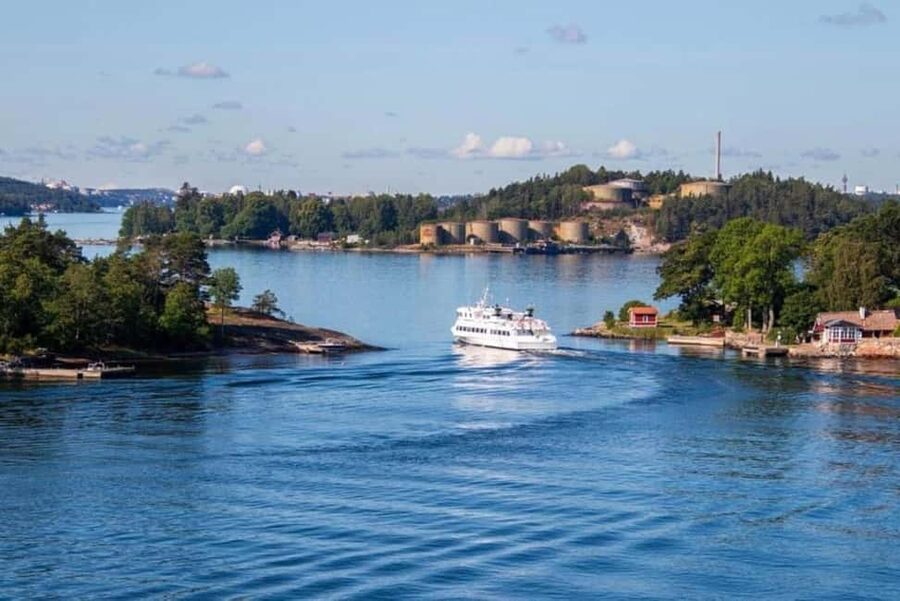 Stockholm Archipelago Guided Tour on Historic Ship with Fika - Meeting the M/S Vindhem beside the Royal Palace