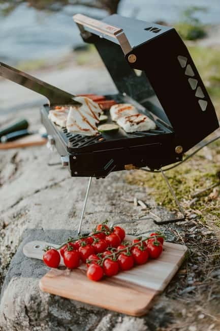 Stockholm: Archipelago Islands Kayak Tour and Outdoor Picnic - Adding Vaxholm or a sauna after paddling
