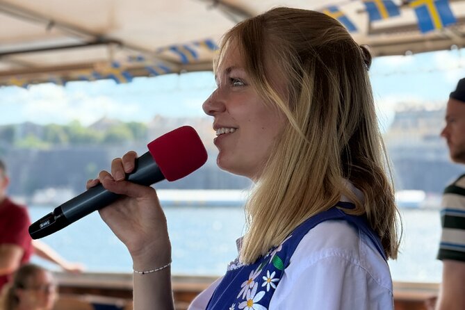 Stockholm: Archipelago Summer Tour with live guide - Starting at Skeppsbron 16