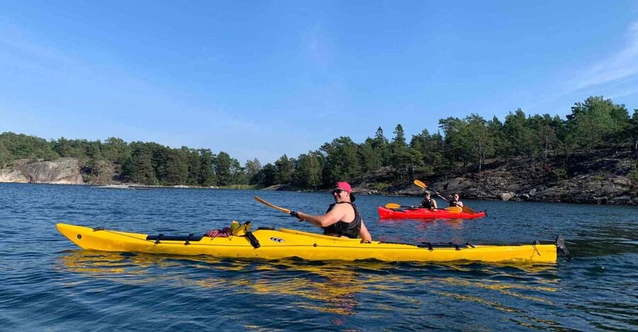 Stockholm: Morning Kayak Tour in the Archipelago with Lunch - Two hours among more than 26,000 islands
