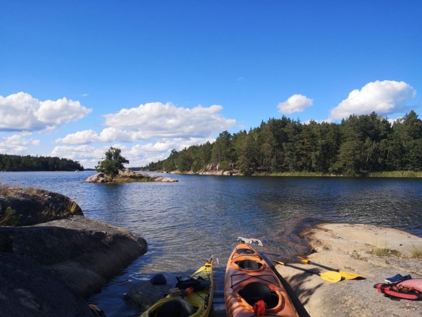 Stockholm: Morning Kayak Tour in the Archipelago with Lunch - What to bring for a comfortable day