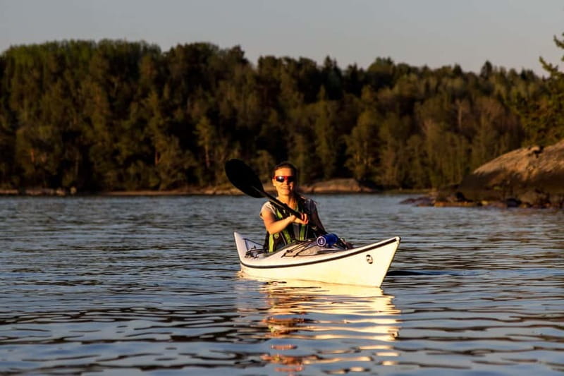 Stockholm: Sunset Archipelago Kayaking & Toast on the Water - Small groups make a real difference