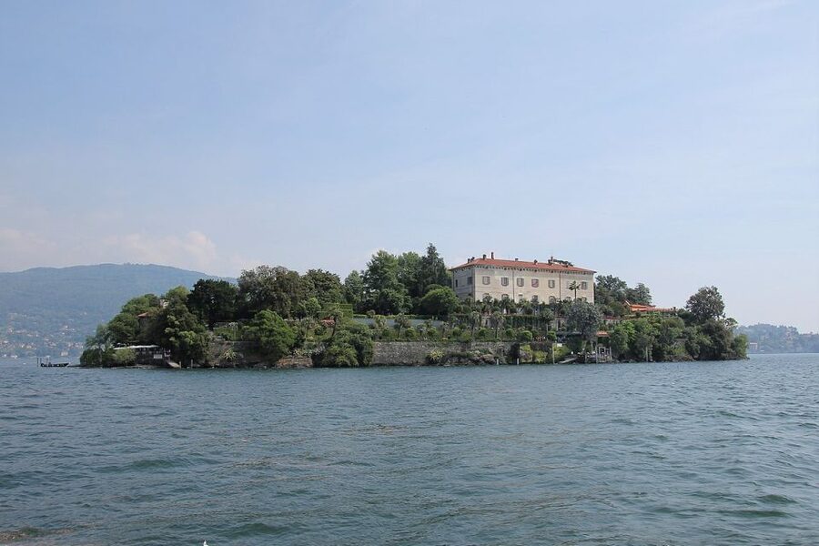 Stresa: Madre & Bella Borromean Islands Boat Trip - A boat schedule that rewards planning