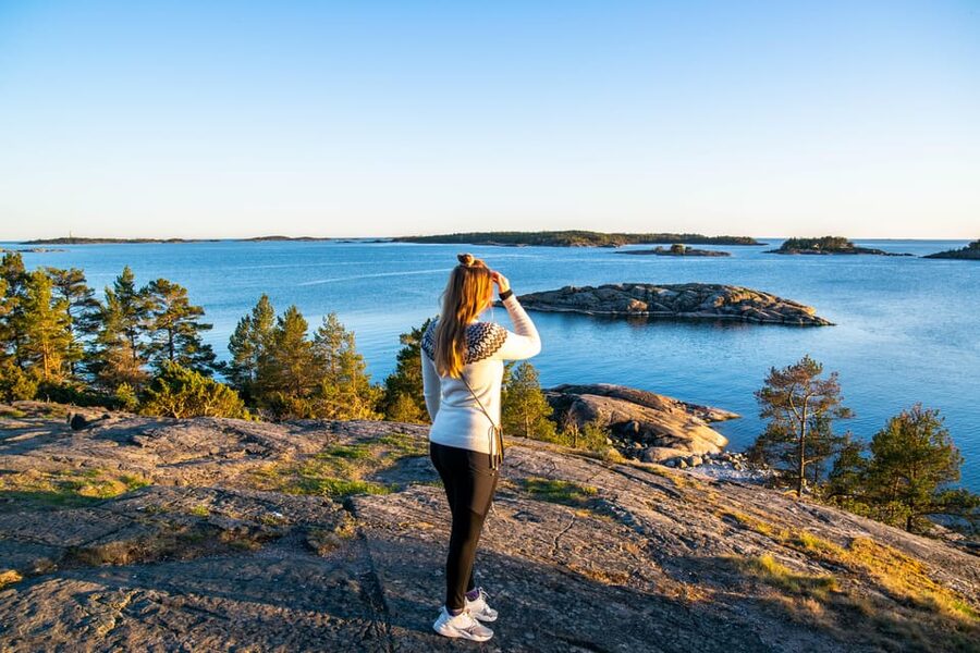 Sunset in the archipelago from Helsinki - The Finnish sunset is only part of the show