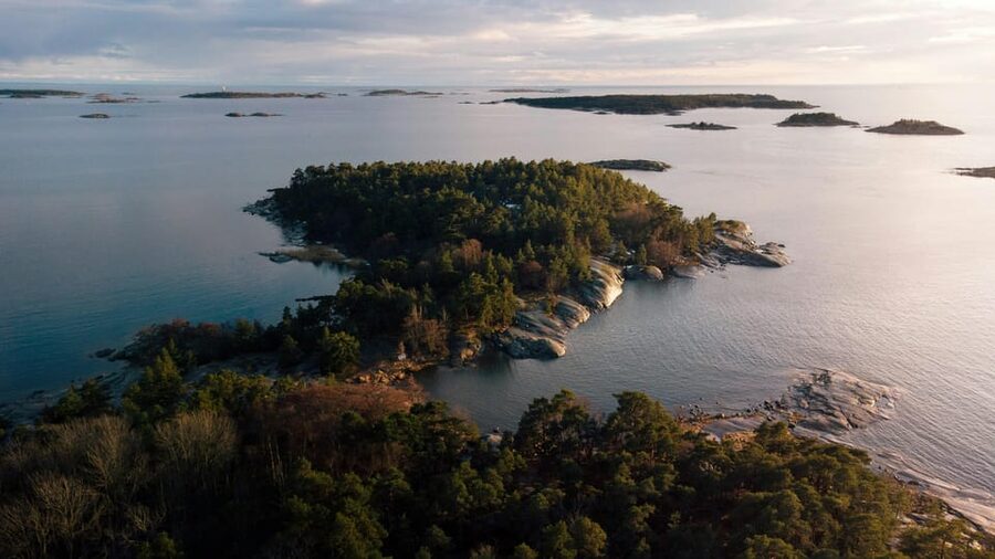 Sunset in the archipelago from Helsinki - Photography help without carrying the whole evening
