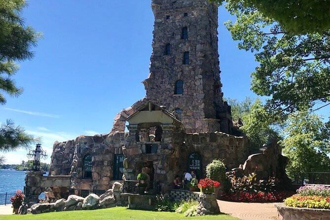 The Ultimate Heart of 1000 Islands Sightseeing Boat Tour - Rock Island Lighthouse and the climb upstairs