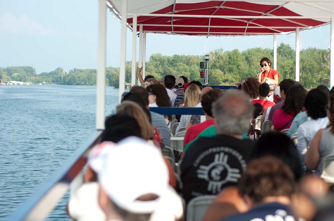 Toronto Harbour and Islands Cruise - A Sightseeing Cruise, Not a Water Taxi