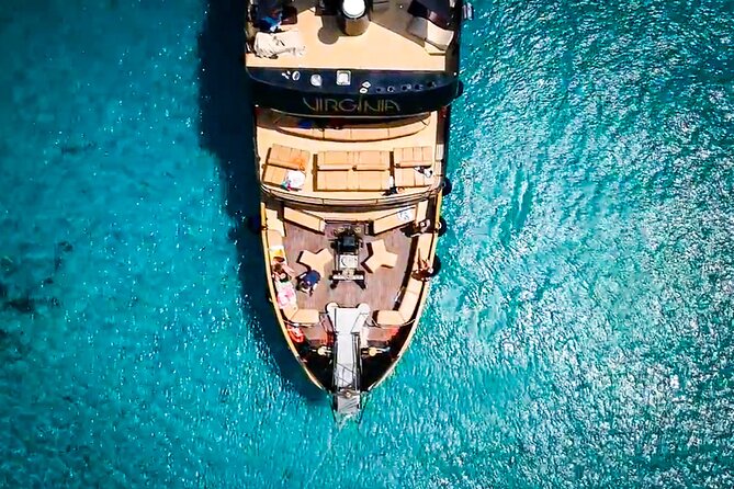 Tour of the Archipelago of La Maddalena ecofriendly - Spargi’s Cala dell’Amore, one hour to swim
