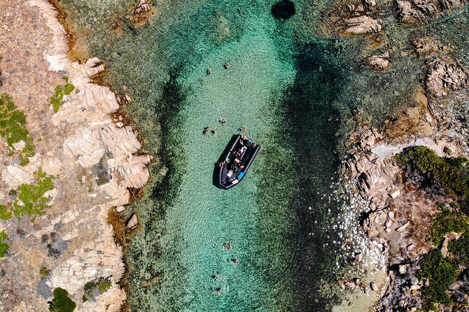 Tour of the Archipelago of La Maddalena ecofriendly - Pink Beach, seen but not entered