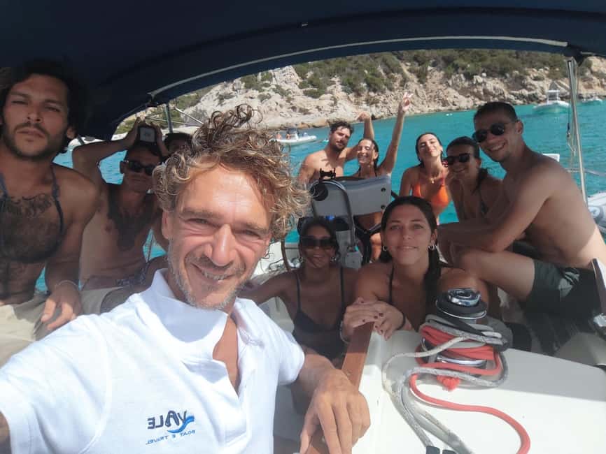 Tour of the islands of the archipelago with lunch and drinks - Why this La Maddalena boat trip earns its price