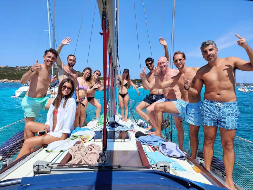 Tour of the islands of the archipelago with lunch and drinks - Passing Spiaggia Rosa and the Coccodrille rock