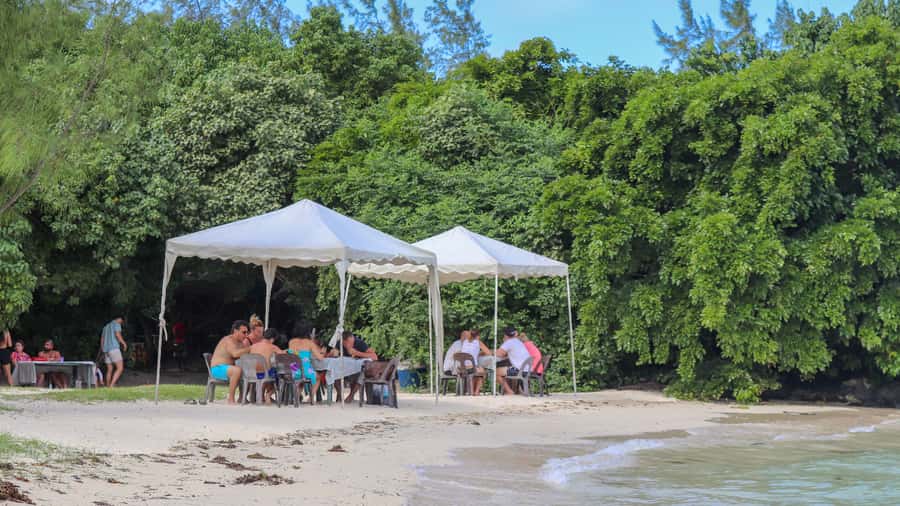 Trou d'Eau Douce: 5 Island Adventure with BBQ & Snorkeling - Snorkeling in the Grand Port area