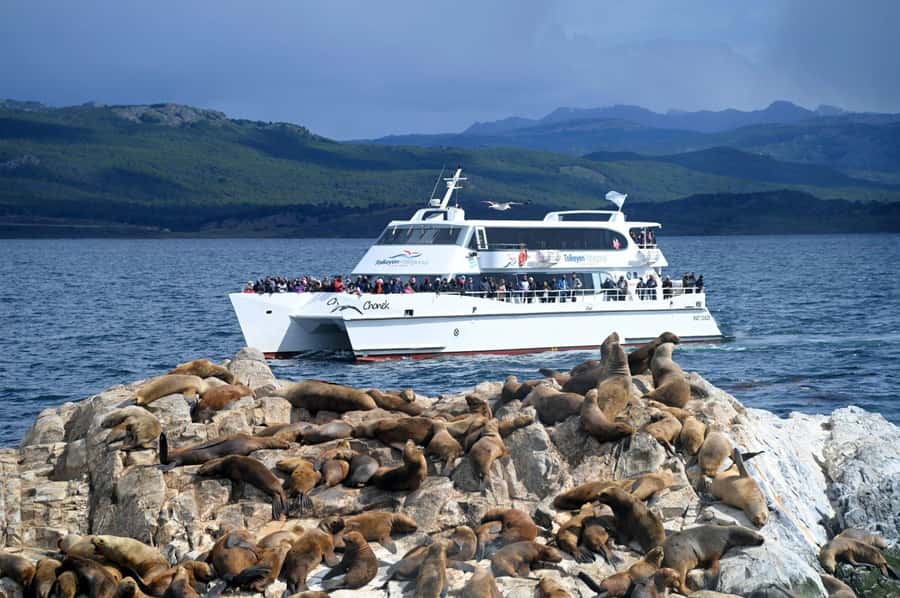 Ushuaia: Beagle Channel, Seal Island & Bridges Islands Tour - Karelo Island and the Bridges Islands