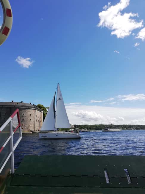 Vaxholm & Stockholm Archipelago: Guided Excursion, Day Trip - Fika beside the water