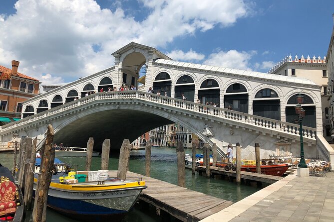 Venice from Rome: Private Day Trip by train with Islands Tour - Burano: painted houses and traditional lace