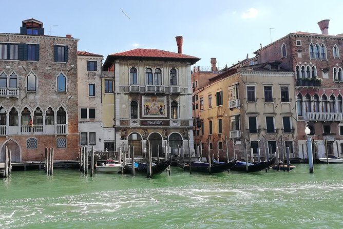 Venice from Rome: Private Day Trip by train with Islands Tour - St. Mark’s Square from the outside